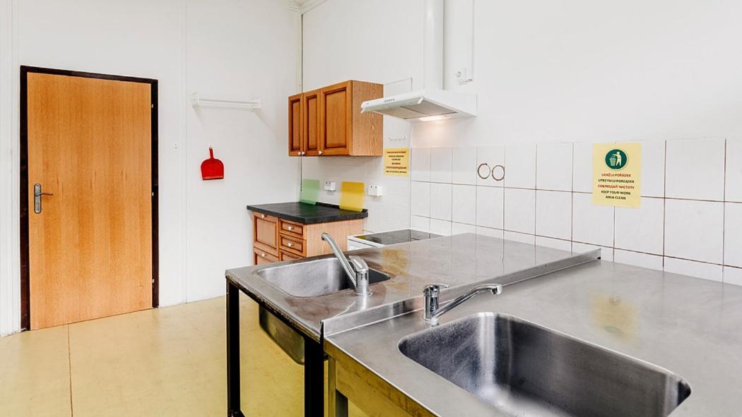 Hotel Rekreacni Areal Prihrazy à Zdar  Extérieur photo